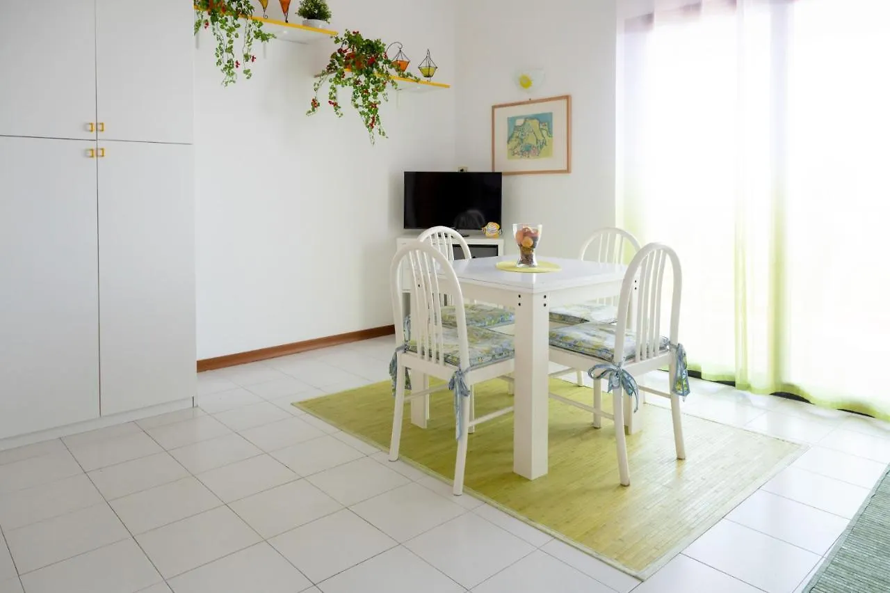 Casa Belvedere Riviera Taormina SantʼAlessio Siculo 0*,  Olaszország